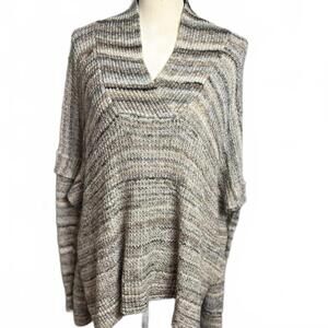 Jillian and Nicole Shaw Like Oversized Striped Sweater Size Small